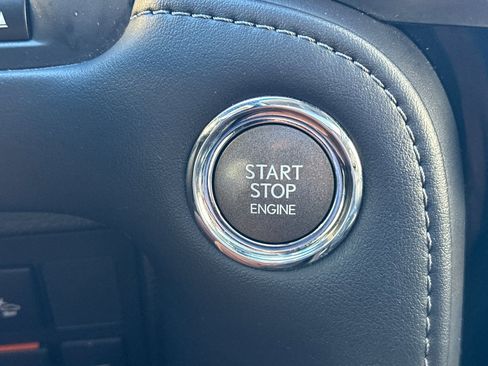 Used 2017 Lexus LX 570 4WD image 25