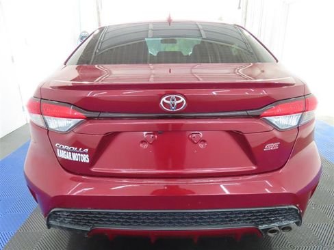 Used 2022 Toyota Corolla SE FWD image 7