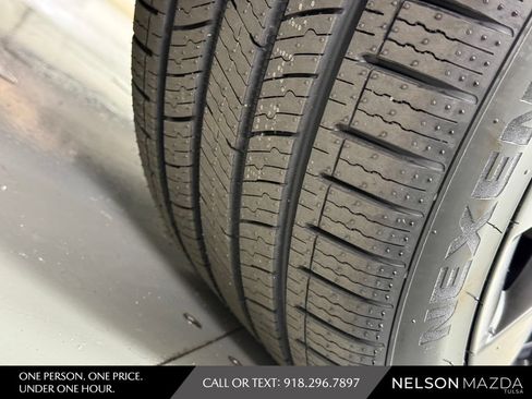 Used 2021 Tesla Model Y Long Range AWD/4WD image 14