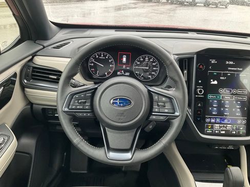 Used 2025 Subaru Forester Limited image 7