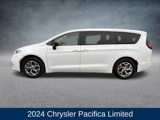 Used 2024 Chrysler Pacifica Limited video 2