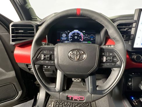 Used 2025 Toyota Sequoia TRD Pro AWD/4WD image 17