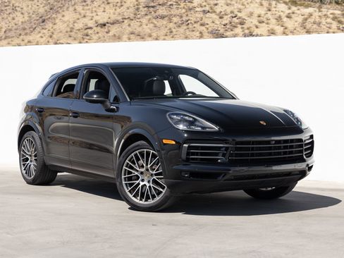 Certified 2022 Porsche Cayenne S AWD/4WD image 9