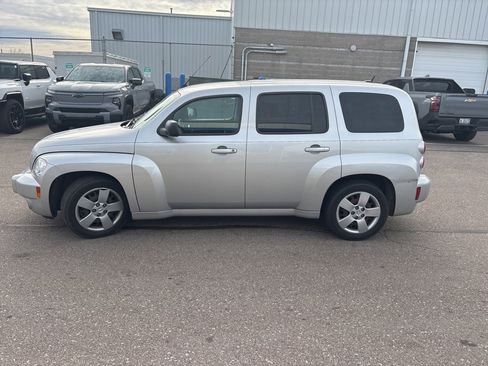 Used 2010 Chevrolet HHR LS image 5