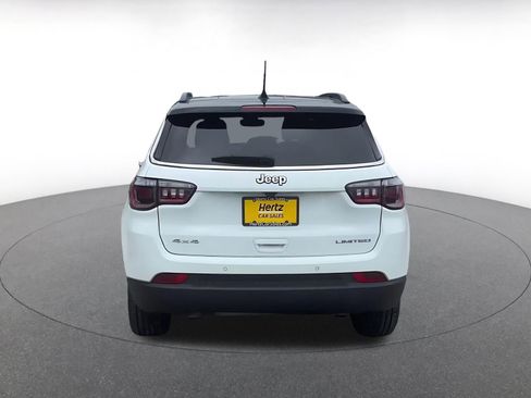 Used 2025 Jeep Compass Limited AWD/4WD image 12