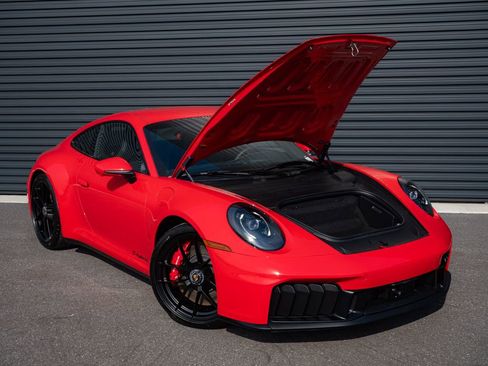 Certified 2025 Porsche 911 Carrera GTS image 28