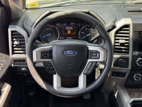 Used 2019 Ford F250 Lariat AWD/4WD image 12