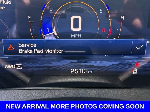 Used 2024 Chevrolet Traverse Z71 w/ Enhanced Driving Package AWD/4WD image 22