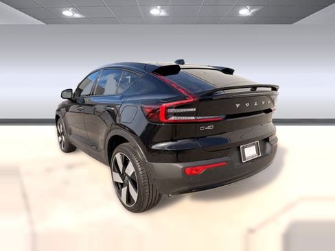 Certified 2023 Volvo C40 P8 Recharge Ultimate image 3