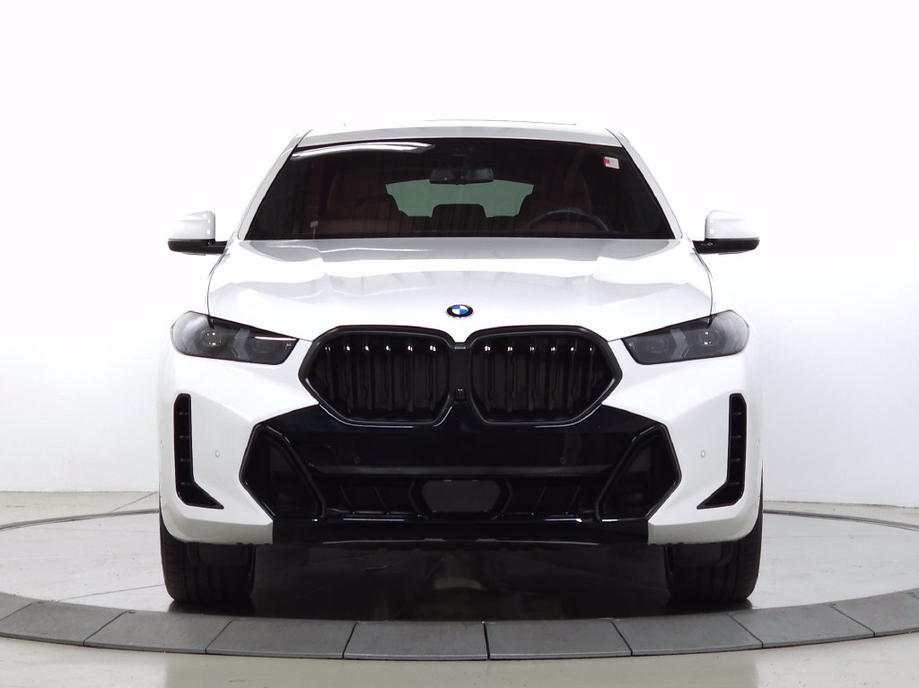 Used 2026 BMW X6 xDrive40i AWD/4WD image 11