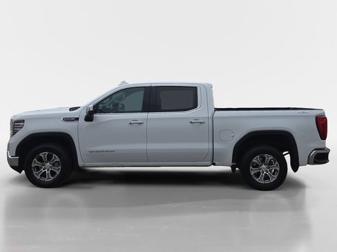 Used 2024 GMC Sierra 1500 SLT AWD/4WD image 2