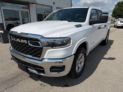 Used 2025 RAM 1500 Lone Star AWD/4WD image 8