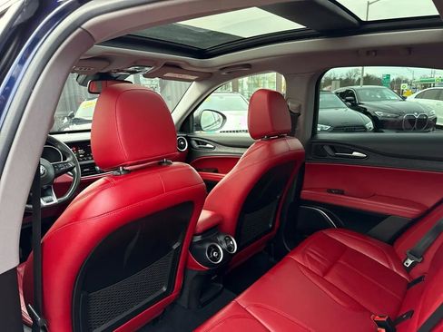 Used 2020 Alfa Romeo Stelvio AWD w/ Nero Edizione image 25