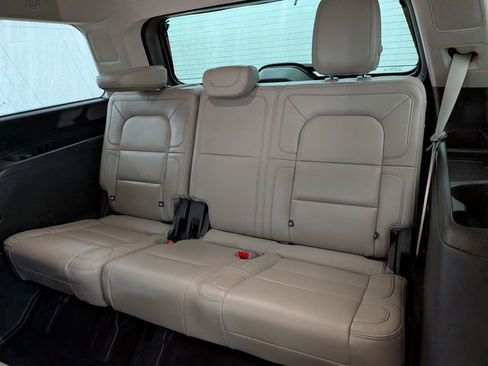 Used 2024 Lincoln Navigator Reserve AWD/4WD image 20