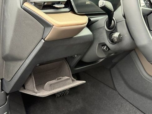 New 2025 Audi Q5 Premium Plus image 9