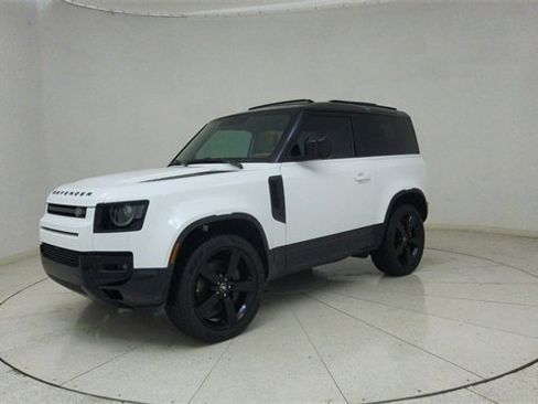 Used 2025 Land Rover Defender 90 X-Dynamic SE image 63