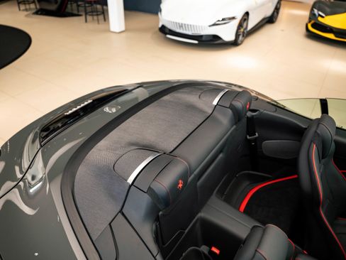 Used 2024 Ferrari Roma Spider image 20