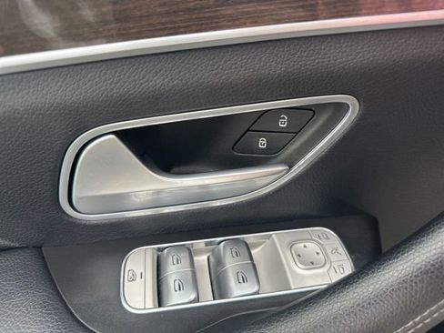 Used 2024 Mercedes-Benz GLE 350 GLE 350 image 33