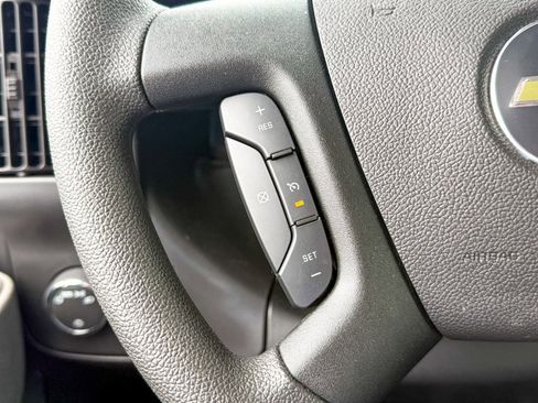 New 2025 Chevrolet Express 3500 w/ Power Convenience Package image 32