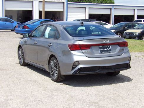Used 2023 Kia Forte GT-Line w/ GT-Line Premium Package FWD image 8