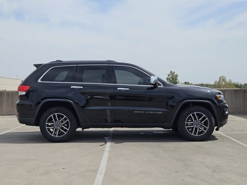 Used 2019 Jeep Grand Cherokee Limited w/ Luxury Group II RWD image 9