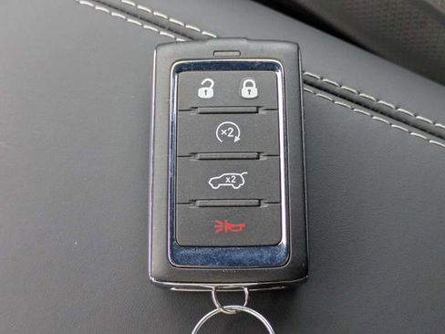 New 2026 Jeep Grand Cherokee L Limited AWD/4WD image 32