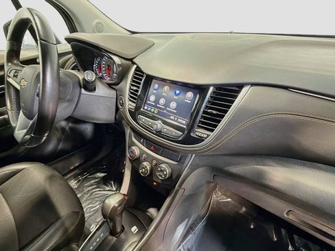 Used 2022 Chevrolet Trax LT w/ Driver Confidence Package AWD/4WD image 29