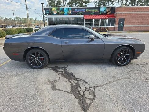 Used 2019 Dodge Challenger SXT w/ Blacktop Package RWD image 9