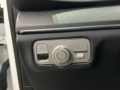 Used 2022 Mercedes-Benz GLE 350 4MATIC image 15