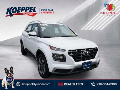 Certified 2023 Hyundai Venue SEL w/ Cargo Package
