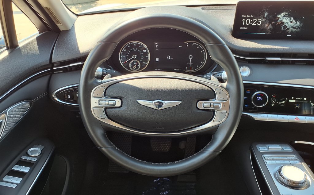Used 2025 Genesis GV70 2.5T AWD/4WD image 21
