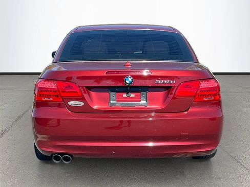 Used 2011 BMW 328i Convertible image 6