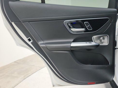 Certified 2024 Mercedes-Benz GLC 300 4MATIC image 20