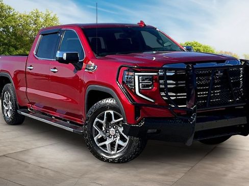 Used 2023 GMC Sierra 1500 SLT w/ SLT Premium Package AWD/4WD image 11