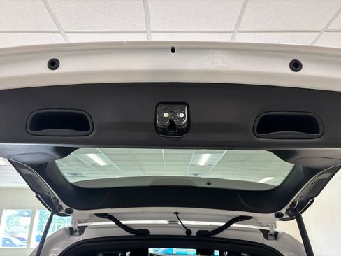 New 2026 Chrysler Voyager LX image 12