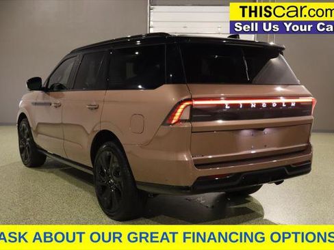 Used 2025 Lincoln Navigator Black Label AWD/4WD image 5