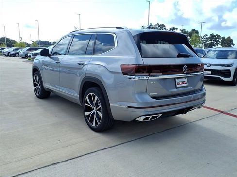 New 2026 Volkswagen Atlas SEL Premium R-Line AWD/4WD image 8