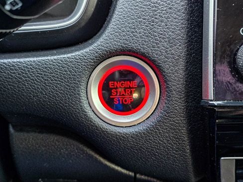 Used 2019 Honda CR-V Touring image 18