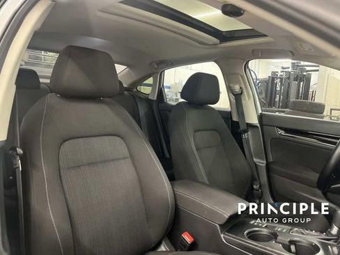 Used 2022 Honda Civic EX image 31