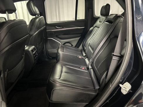 Used 2024 Jeep Grand Cherokee Limited 4xe AWD/4WD image 24