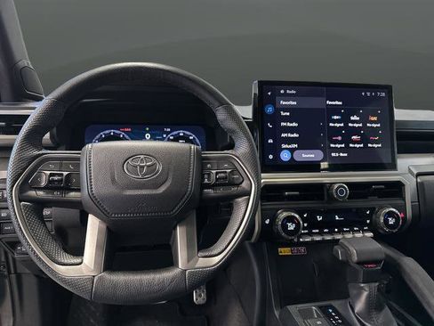 Used 2024 Toyota Tacoma TRD Sport w/ TRD Sport Premium Package image 5