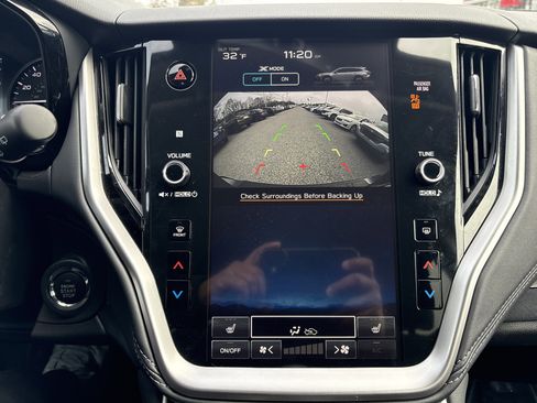 Certified 2025 Subaru Outback Premium w/ Popular Package #1A image 27