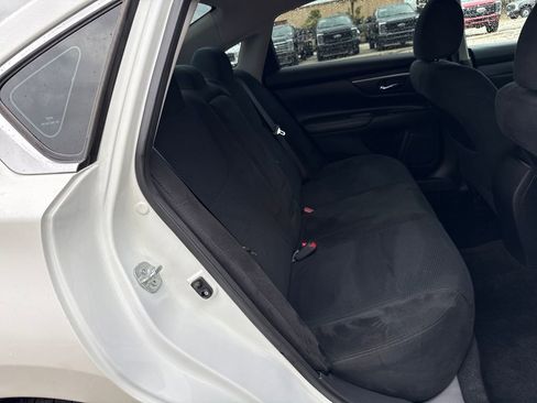 Used 2015 Nissan Altima 2.5 S w/ Special Edition Package image 22