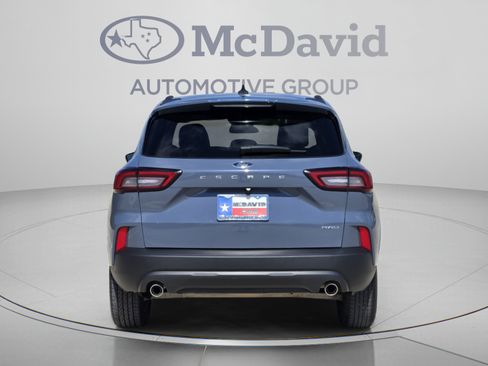 Used 2024 Ford Escape ST-Line AWD/4WD image 5