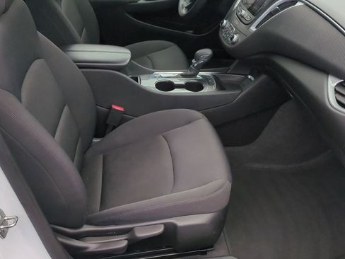 Used 2023 Chevrolet Malibu LT image 19