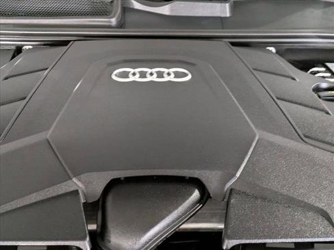 Certified 2025 Audi Q8 Premium w/ Convenience Package image 23