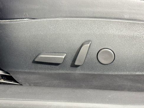 Used 2018 Tesla Model 3 Long Range image 16