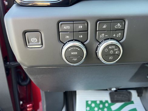 New 2026 GMC Sierra 2500 AT4 w/ AT4 Premium Plus Package image 24