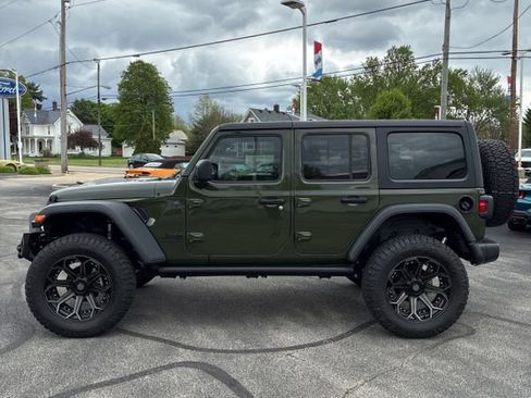 Used 2024 Jeep Wrangler Unlimited Sport AWD/4WD image 6