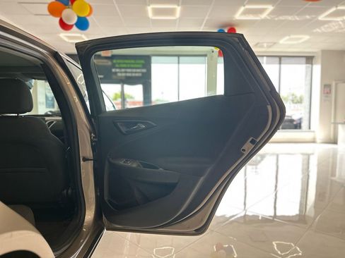 Used 2022 Chevrolet Malibu LT image 37